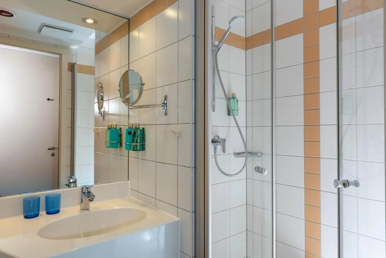 Hotel Essential By Dorint Koeln-Junkersdorf Cologne